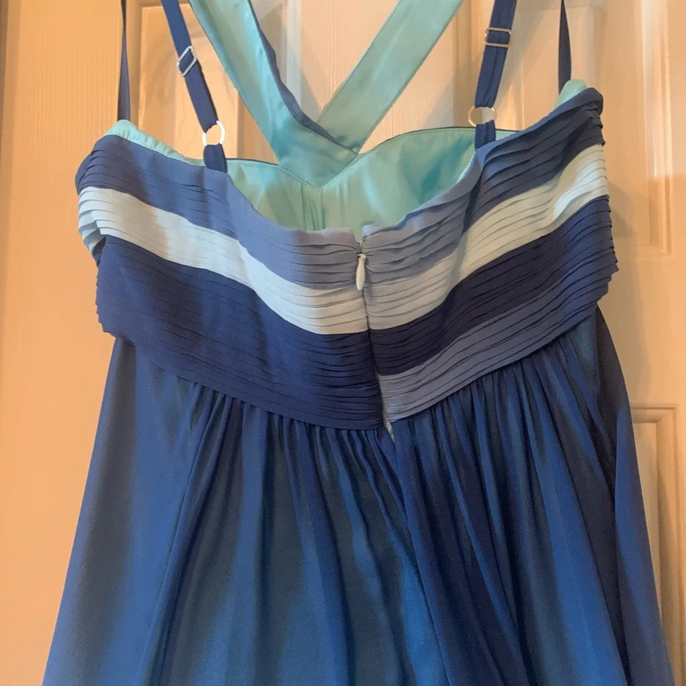 Ombré blue and teal green dress - Picture 3 of 4